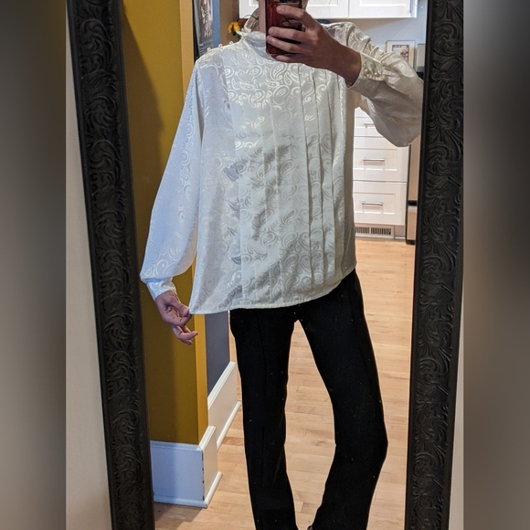 Vintage Satin Blouse - Picture 15 of 16